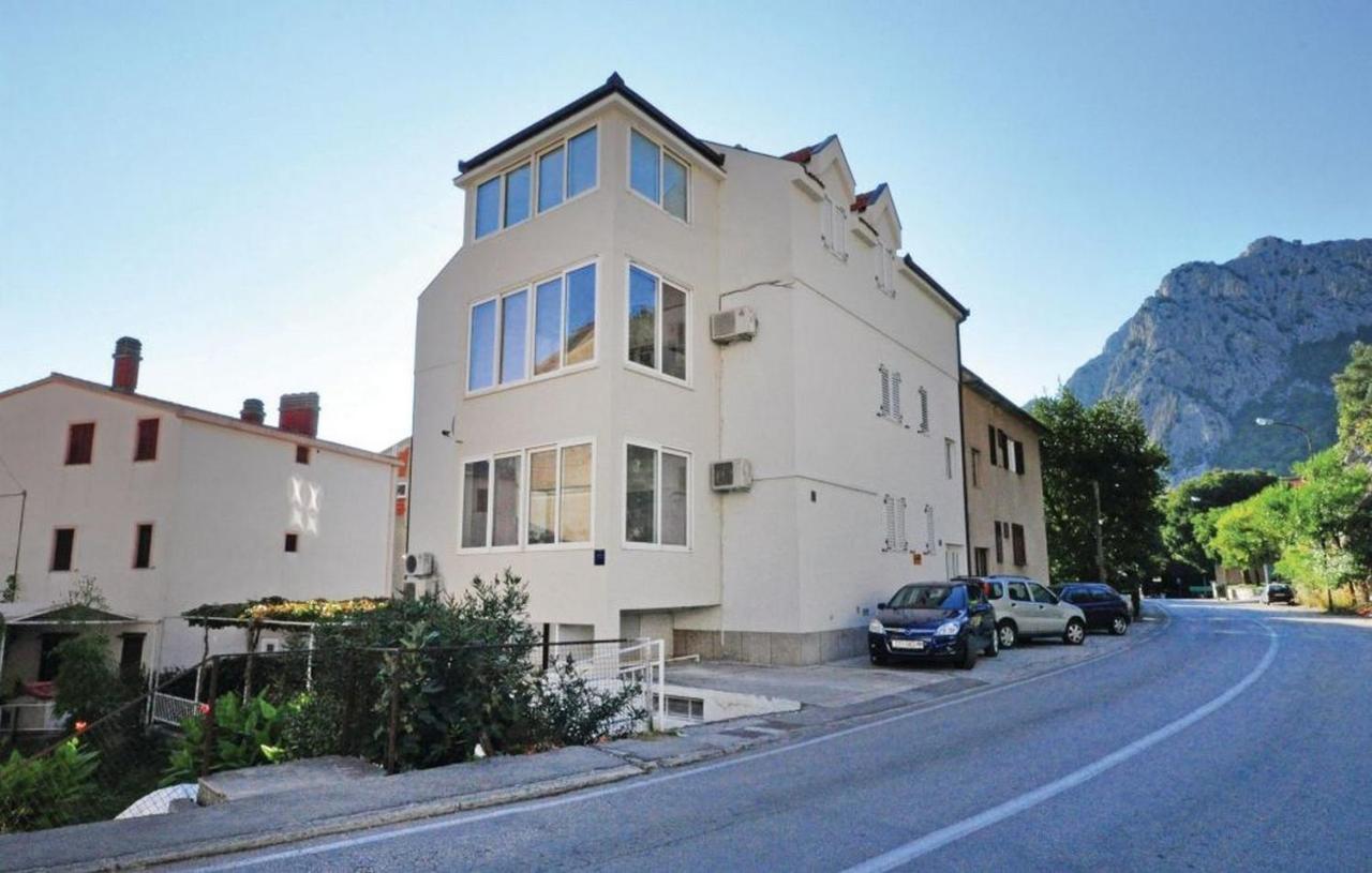 Apartment Mate Omis Bagian luar foto