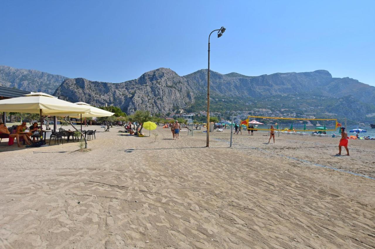 Apartment Mate Omis Bagian luar foto